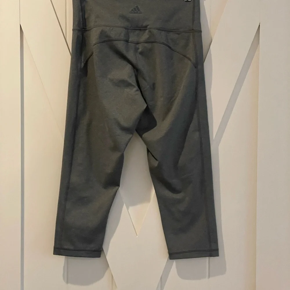 Adidas🧘‍♀️ - Picture 8 of 13